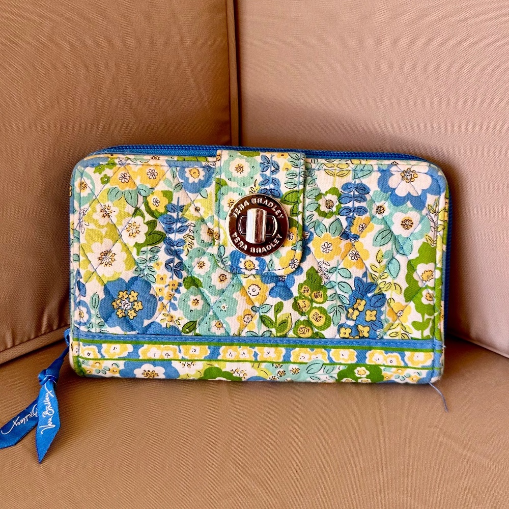 Vera Bradley, English Meadow Twist Lock Wallet